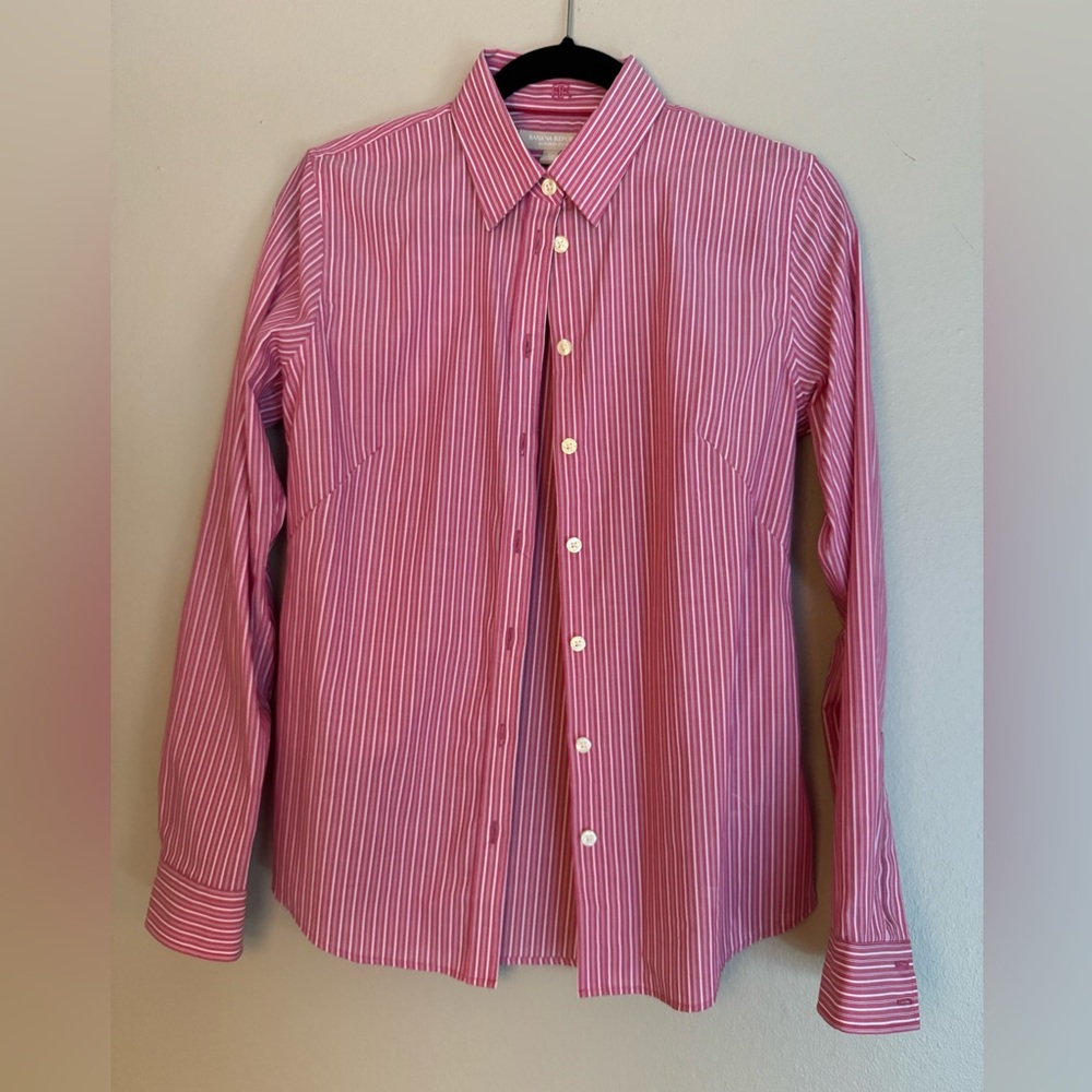 NWT Banana Republic cotton button down. Size 8.